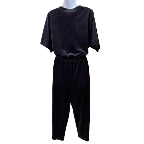 Anthropologie Saturday Sunday Velvet
Party Jumpsuit - Picture 6 of 9